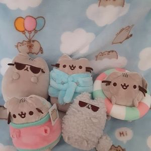 Pusheen Box Exclusive Plushies